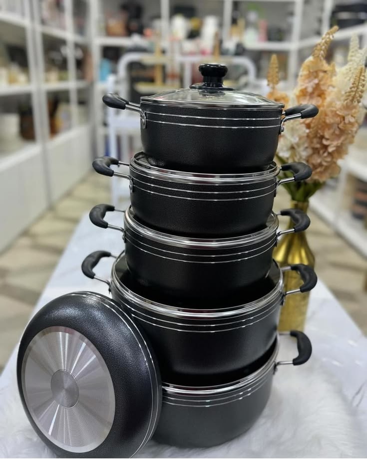 Black Non-Stick Cookware Set